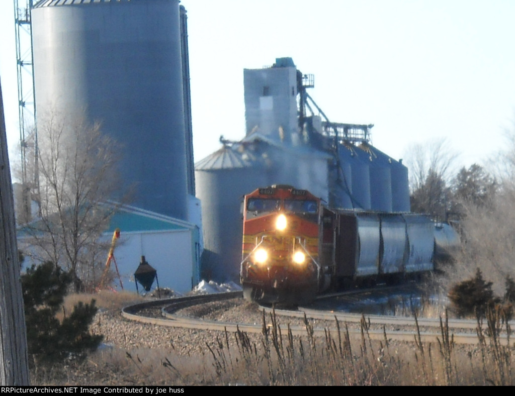 BNSF 4407 East